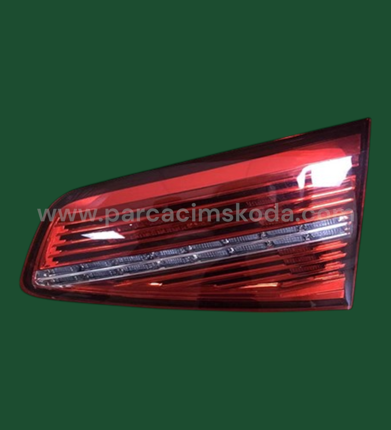 STOP LAMBASI İÇ SAĞ  ( Led ) PASSAT 15 3G5945308K